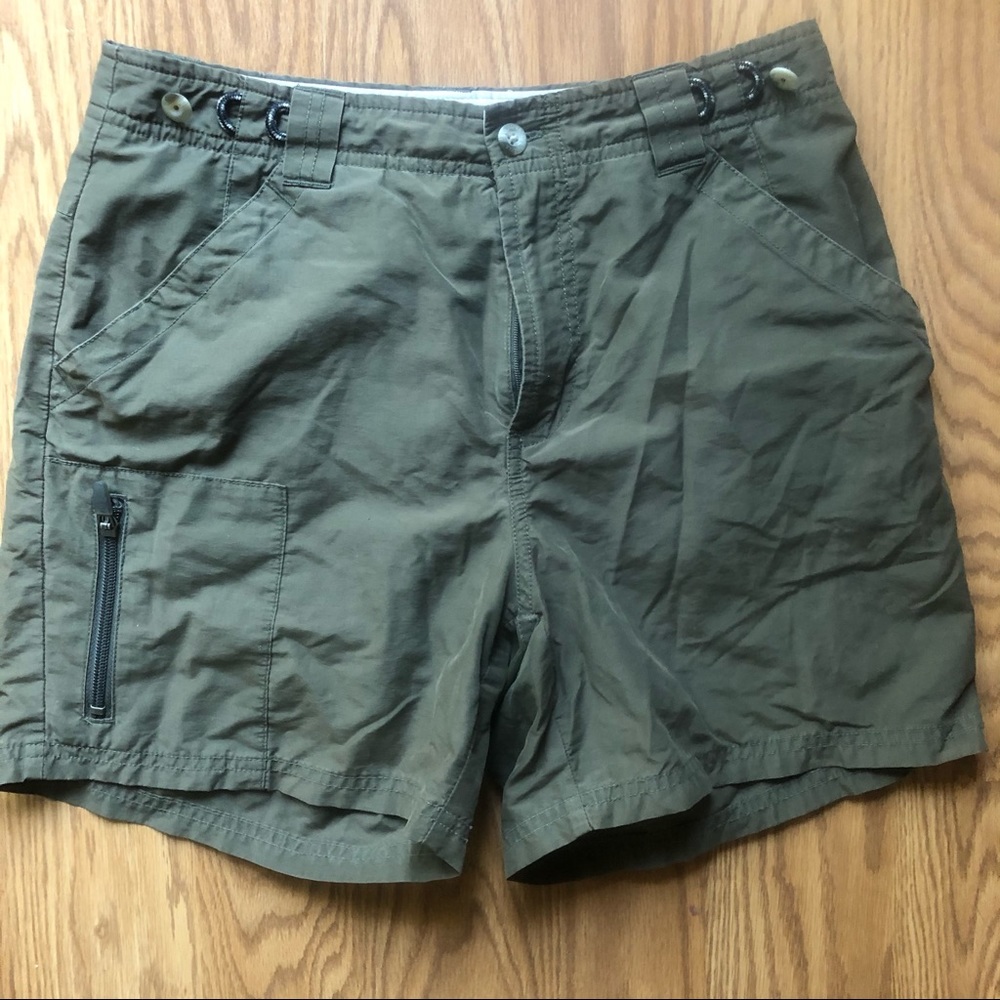 🎉5/$25!!!! 🎉 [Columbia] green shorts